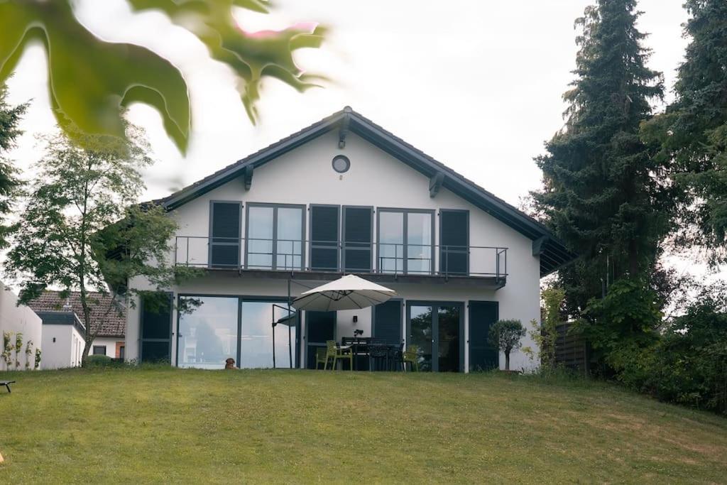 Eifel21 - Stilvolles Haus In Der Vulkaneifel Bleckhausen Exterior foto